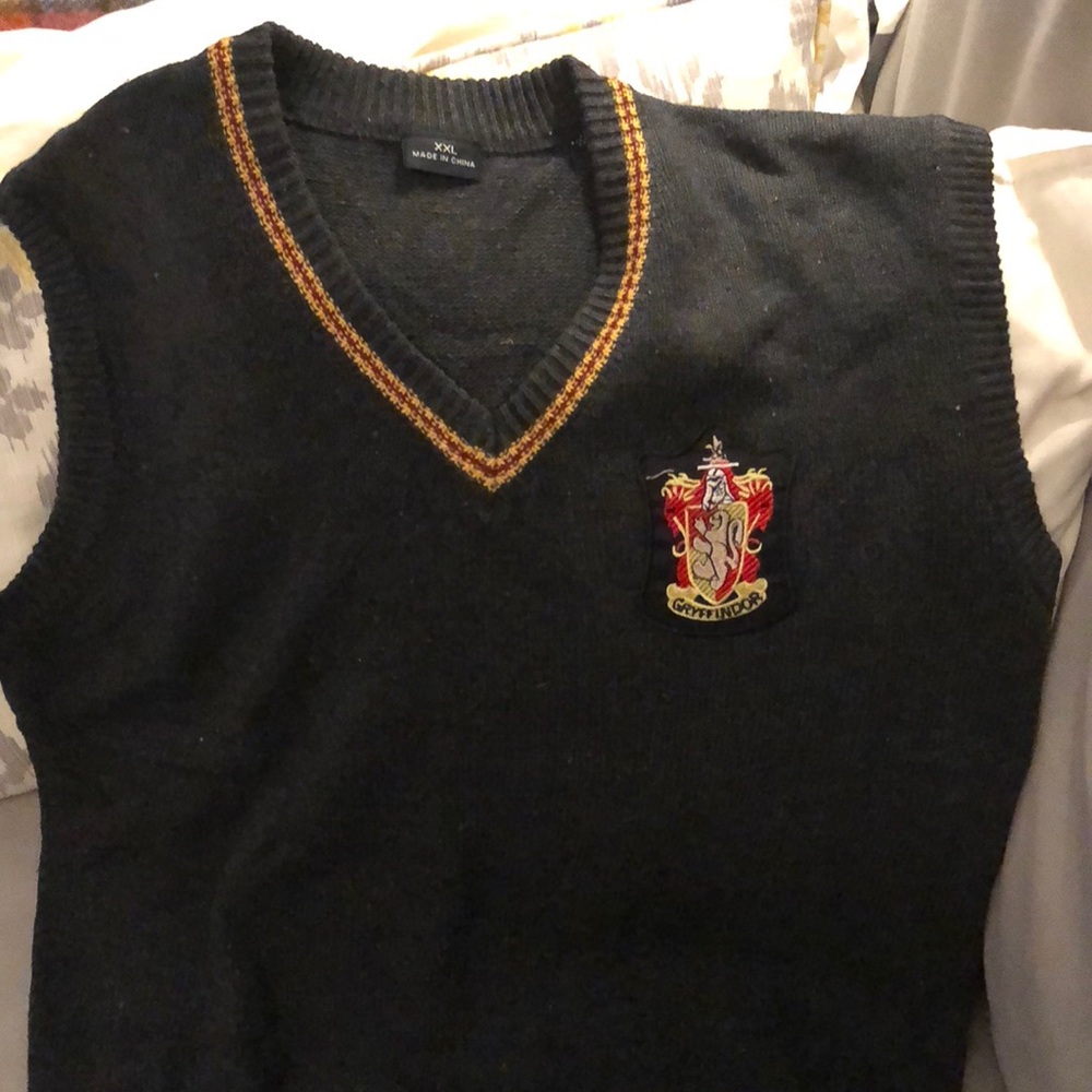 Gryffindor sweater vest